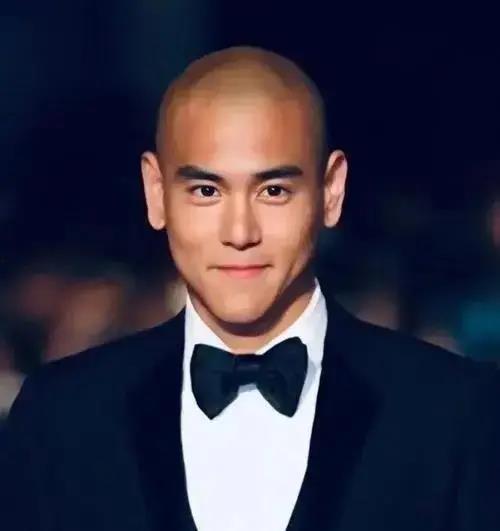 傈僳族明星网红男,傈僳族网红男生的璀璨之路