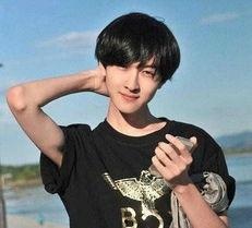 带娃的男明星网红,带娃男明星网红的温馨日常