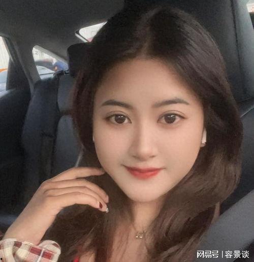 用明星网红当头像的人,潮流风向标下的个性宣言