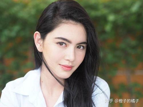梦见明星网红好不好,预示好运还是暗示挑战？