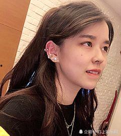 撞脸明星网红有哪些,揭秘那些令人惊叹的相似面孔