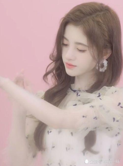 明星网红挑战鞠婧祎,颜值与才艺对决，谁将脱颖而出？”