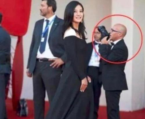 明星网红走红毯曝光视频,精彩瞬间尽收眼底