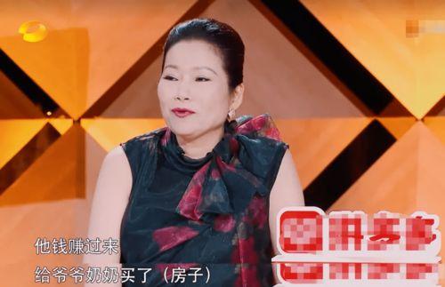 明星网红小选手是谁呀,明星网红小选手，是谁在舞台上闪耀光芒？