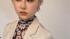 明星网红同款造型男生,揭秘明星网红同款造型男生魅力解析