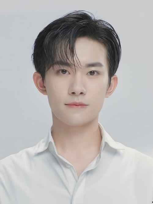 邓州明星网红小帅照片,镜头下的青春风采