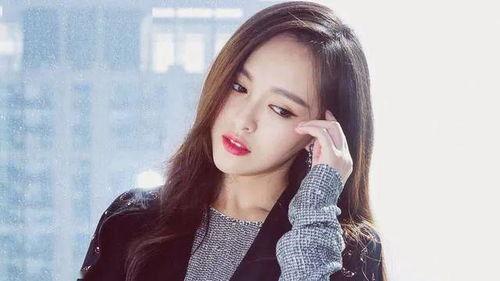 明星网红少女是谁呀图片,明星网红少女是谁？图片带你一探究竟