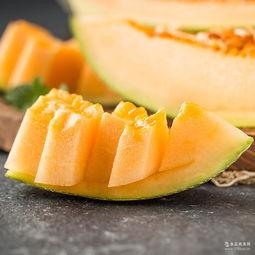 新疆哈密瓜今日行情,甜蜜上市，价格波动解析