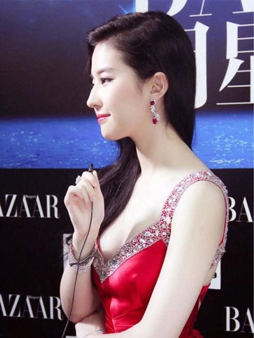 大妈最喜欢的明星网红