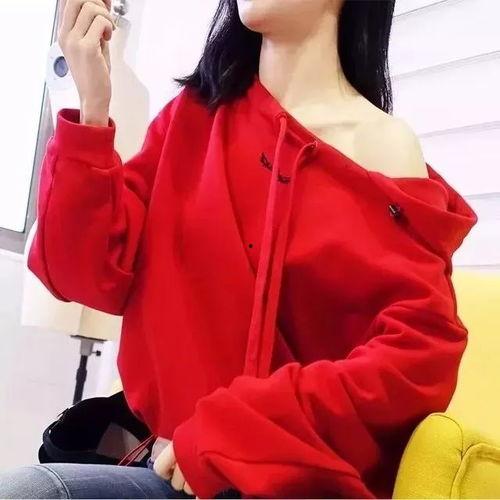 各种明星网红同款衣服,潮流风向标下的时尚穿搭指南