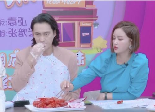 明星网红直播小食品,小食品市场风生水起